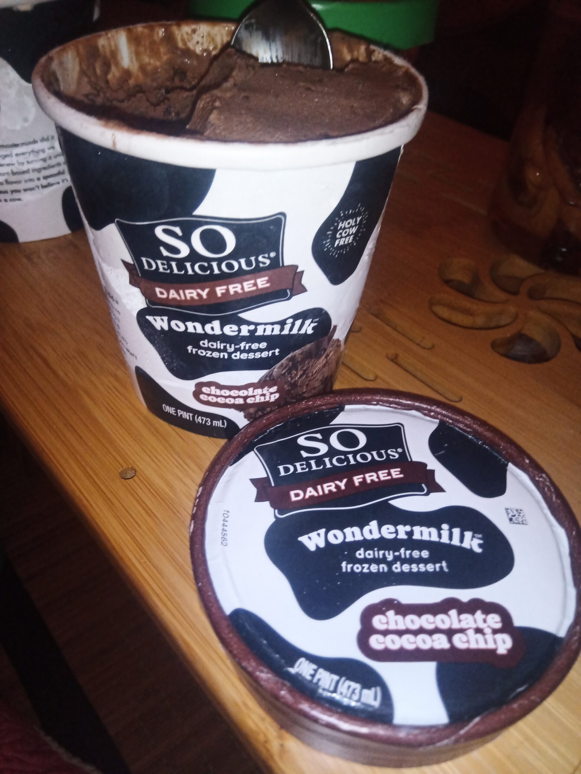 So Delicious “Wondermilk – Chocolate Cocoa Chip” Ice Cream: 4.5/5 yum!! but zionism…